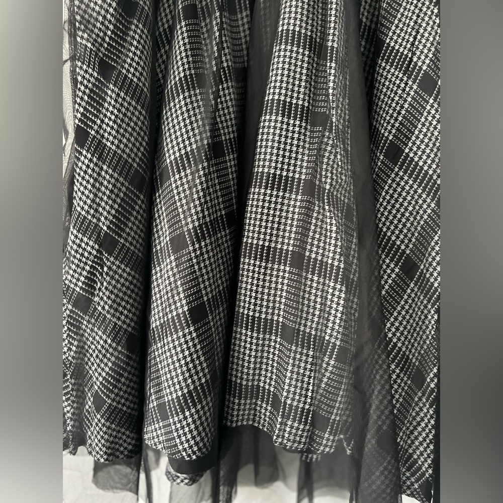 Torrid Size 3 Black Mesh Skater Skirt - Picture 9 of 12